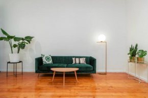 Wonderful Apartment With Private Garden